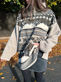 Vintage Beige & Brown Patterned Teddy Fleece Pullover