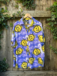 Retro Smiley Face Shirt | 90s Style Rave Festival Print Short Sleeve Shirt