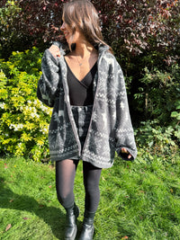 Vintage Reindeer Patterned Zip-Up Teddy Fleece Jacket