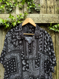 Vintage Style Bandana Print Shirt | Black White Paisley Pattern Oversized