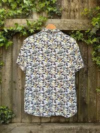 Vintage Tropical Leaf Pattern Shirt | Short Sleeve