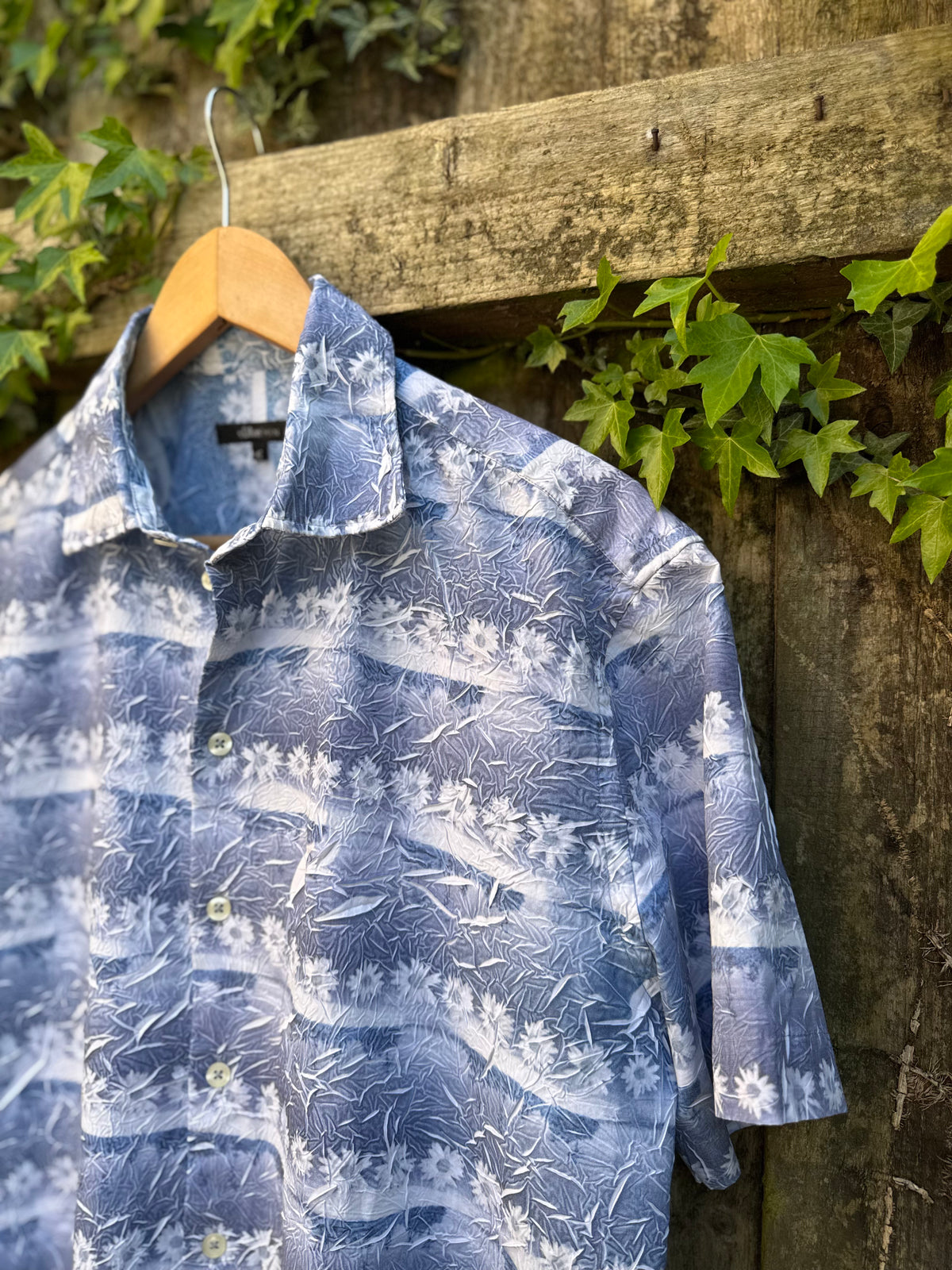 Vintage Floral Stripe Print Shirt | Blue & White Pattern Short Sleeve