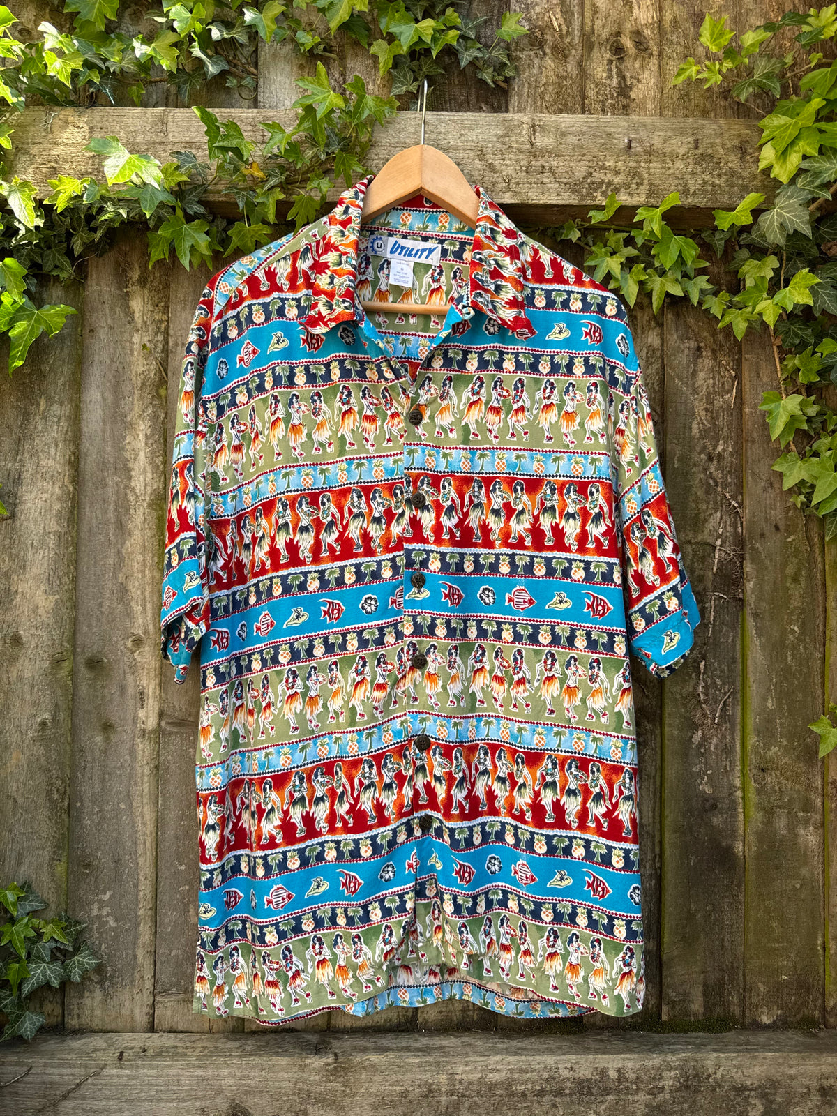 Vintage Hawaiian Print Festival Shirt | Tropical Pattern Short Sleeve